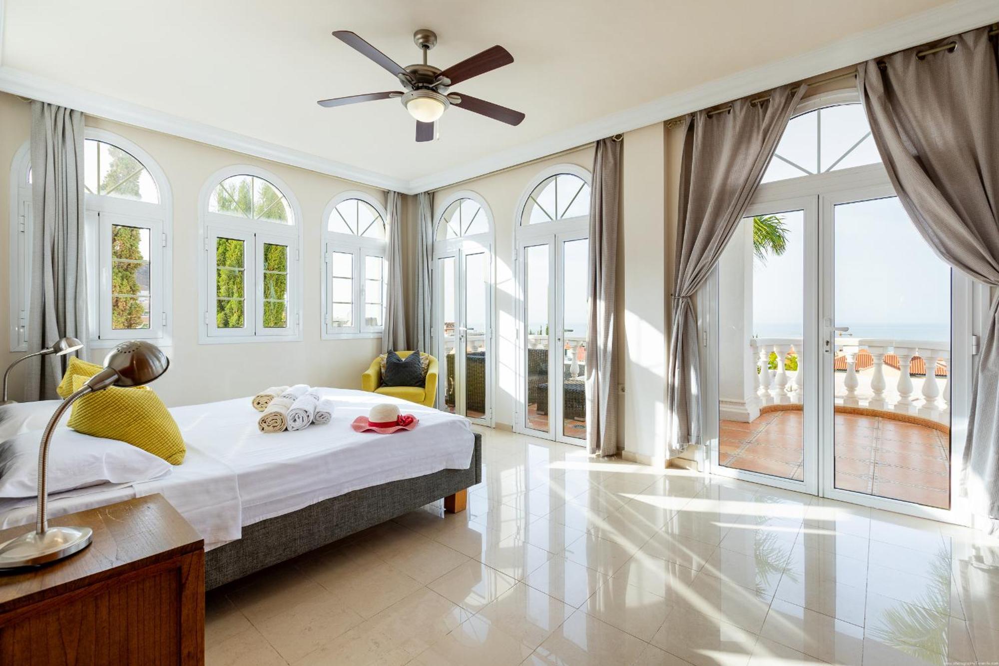 Villa Ocean Palm, Heated Pool! アデヘ エクステリア 写真