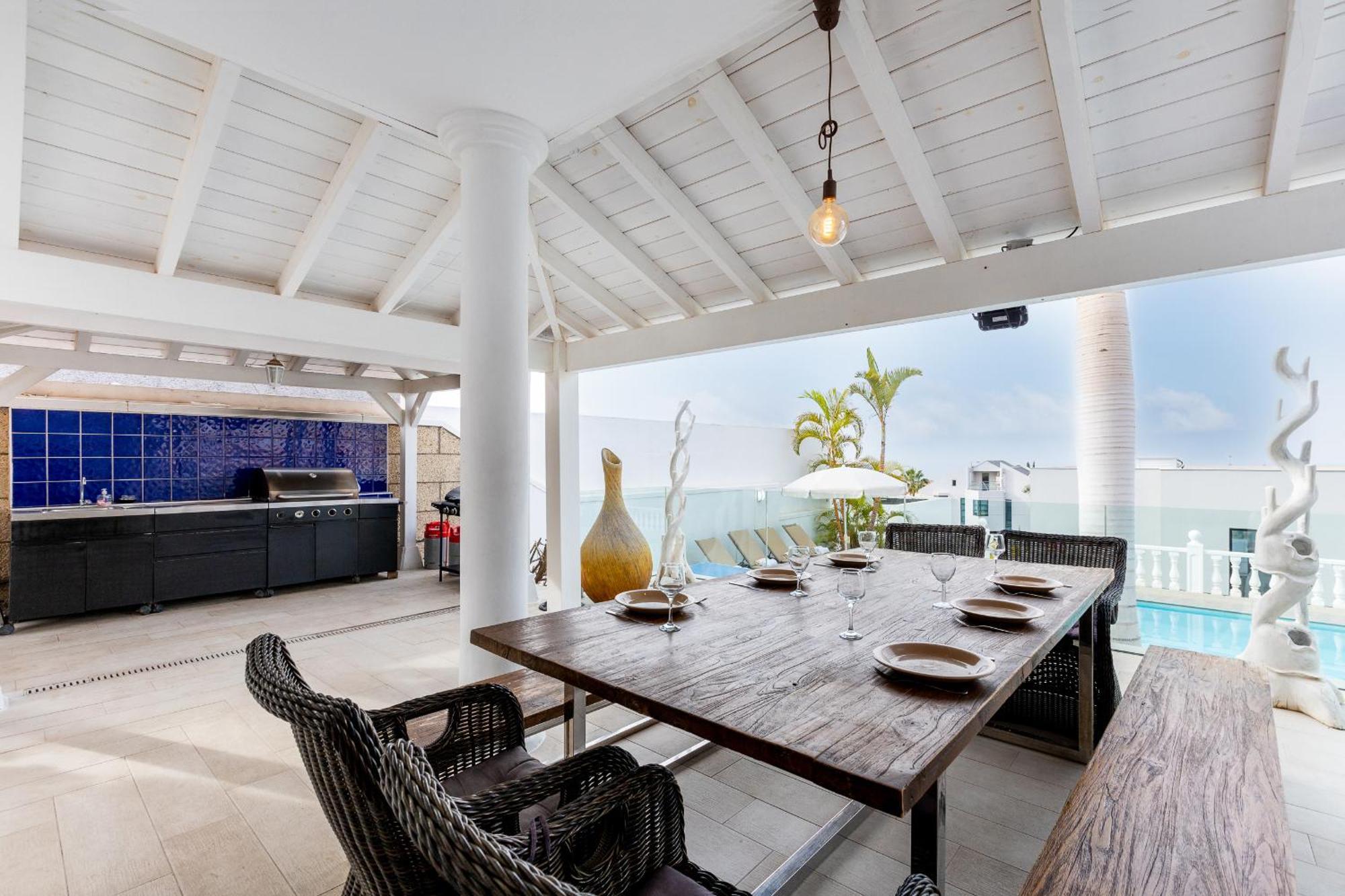 Villa Ocean Palm, Heated Pool! アデヘ エクステリア 写真